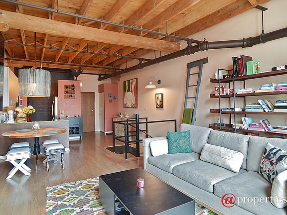 Living Room / Dining Room