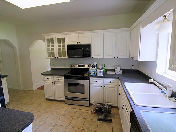 4th image of 11420 SE 54th Ave