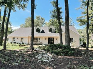 7035 10th Hl, West Bloomfield, MI 48322