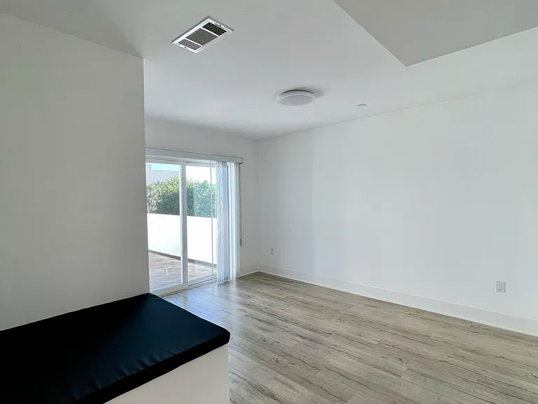 2nd bed room