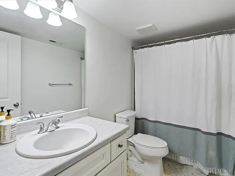 14818 S Queens Garden Ln — Photo 25