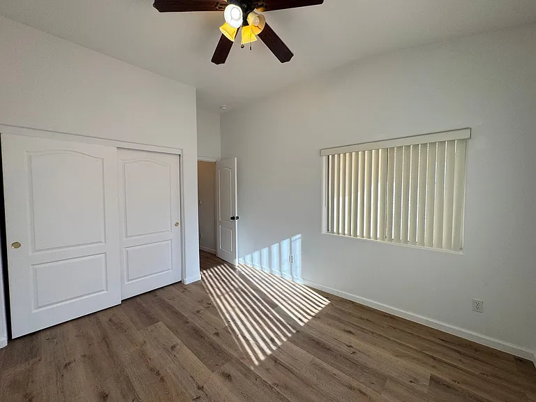 2772 Broadmoor Dr — Photo 28