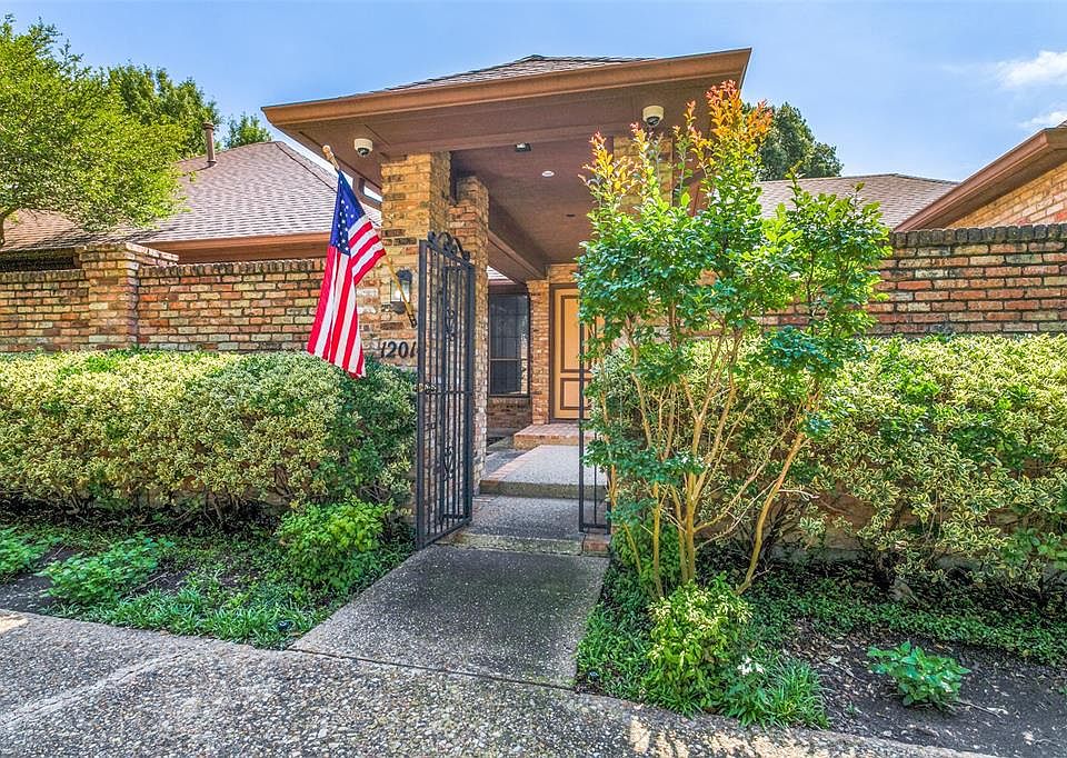 1st image of 12014 Browning Ln