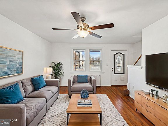 3rd image of 2521 Benning Rd NE