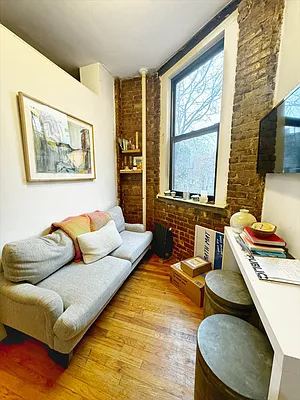 Rented by The Downtown LLC | media 2