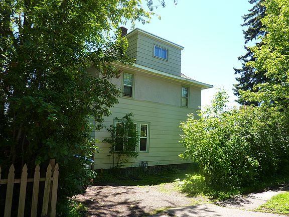 4th image of 530 N 22nd Ave W