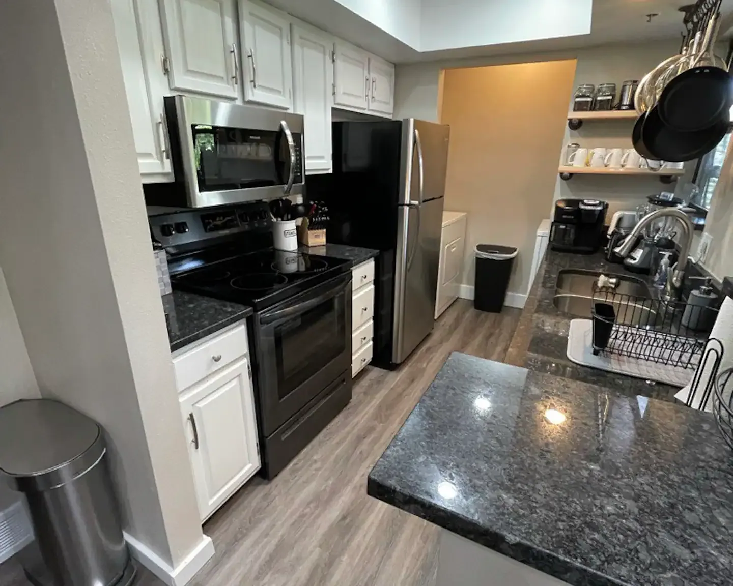 2 bed, 1014 sqft, $2,900 — Photo 4