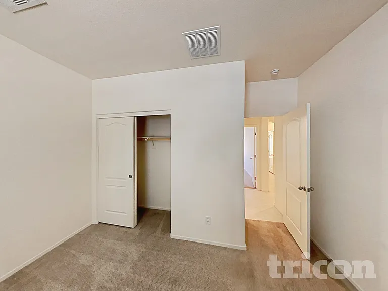 1020 Fishing St — Photo 11