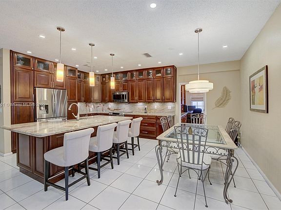 3rd image of 659 NW 155th Ter