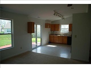 4th image of 5645 Wooden Branch Dr