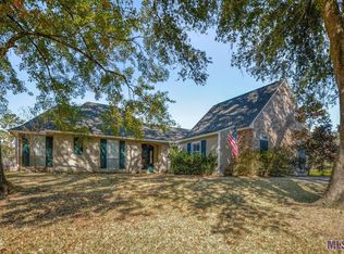 1666 River Run Dr, Denham Springs, LA 70726