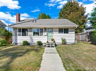 435 E 64th St, Tacoma, WA 98404