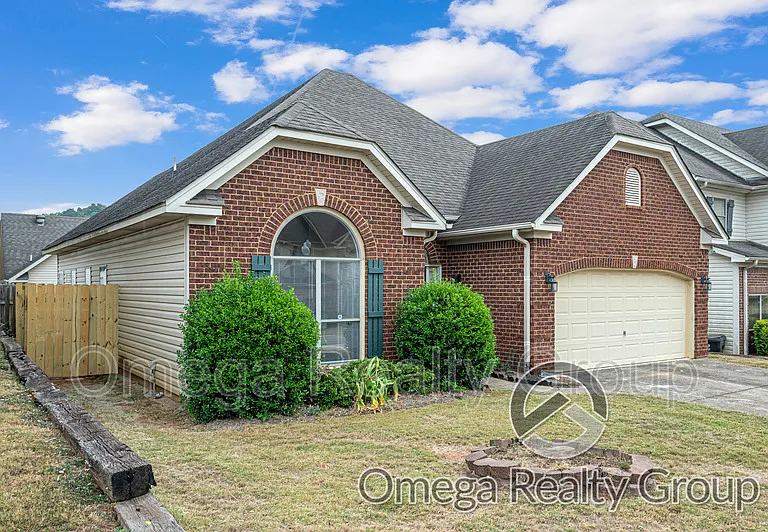 2161 Parsons Dr — Photo 4