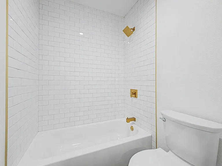 4127 N 106th Ave — Photo 24