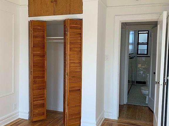 3rd image of 2805 33rd St #3D