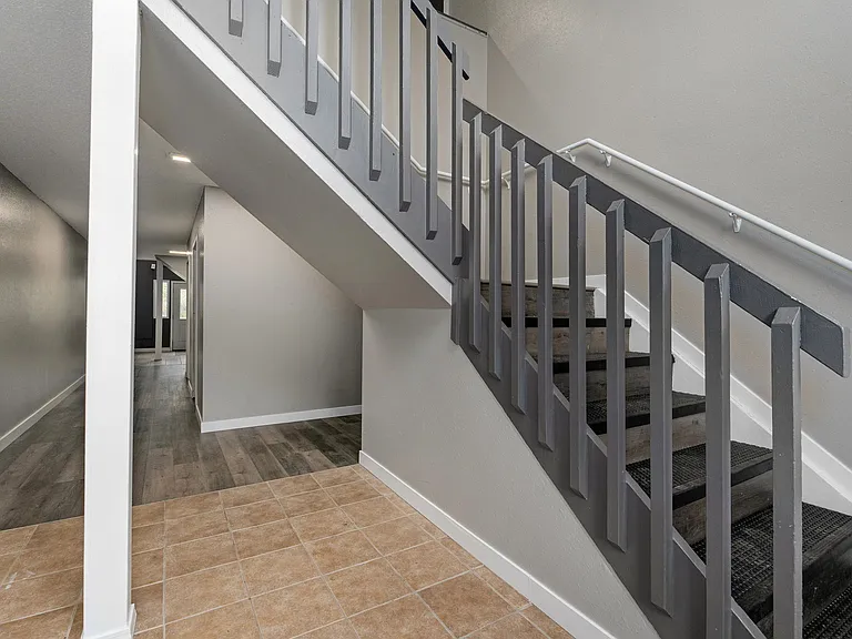 1221 S Park Ave #5 — Photo 16