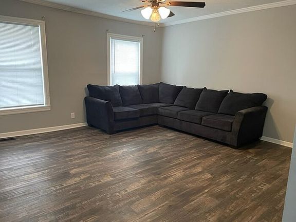 2nd image of 3512 Triana Blvd SW