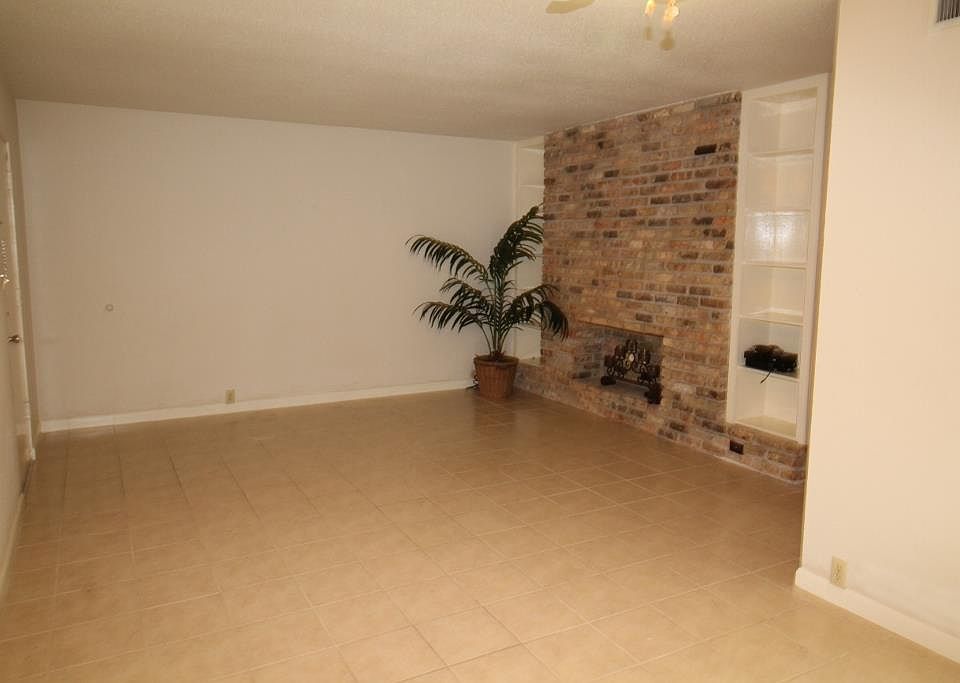 1st image of 2121 Fountain View Dr APT 69