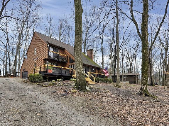 2nd image of 592 Catawba Ct