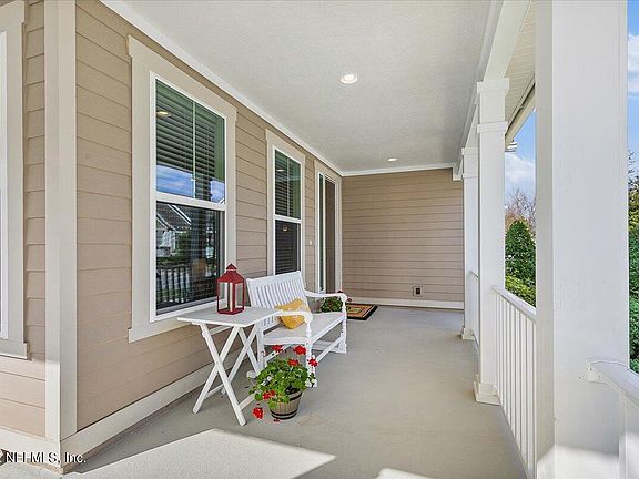 4th image of 655 Sternwheel Dr