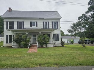 58 5th St, Kuttawa, KY 42055
