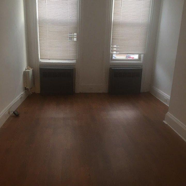 1st image of 779 Woodward Ave