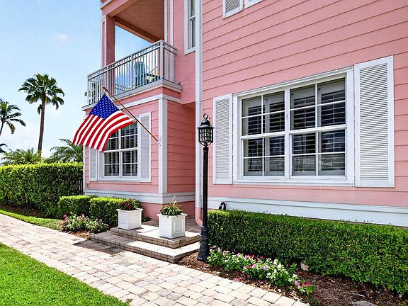 3rd image of 2814 Marina Circle
