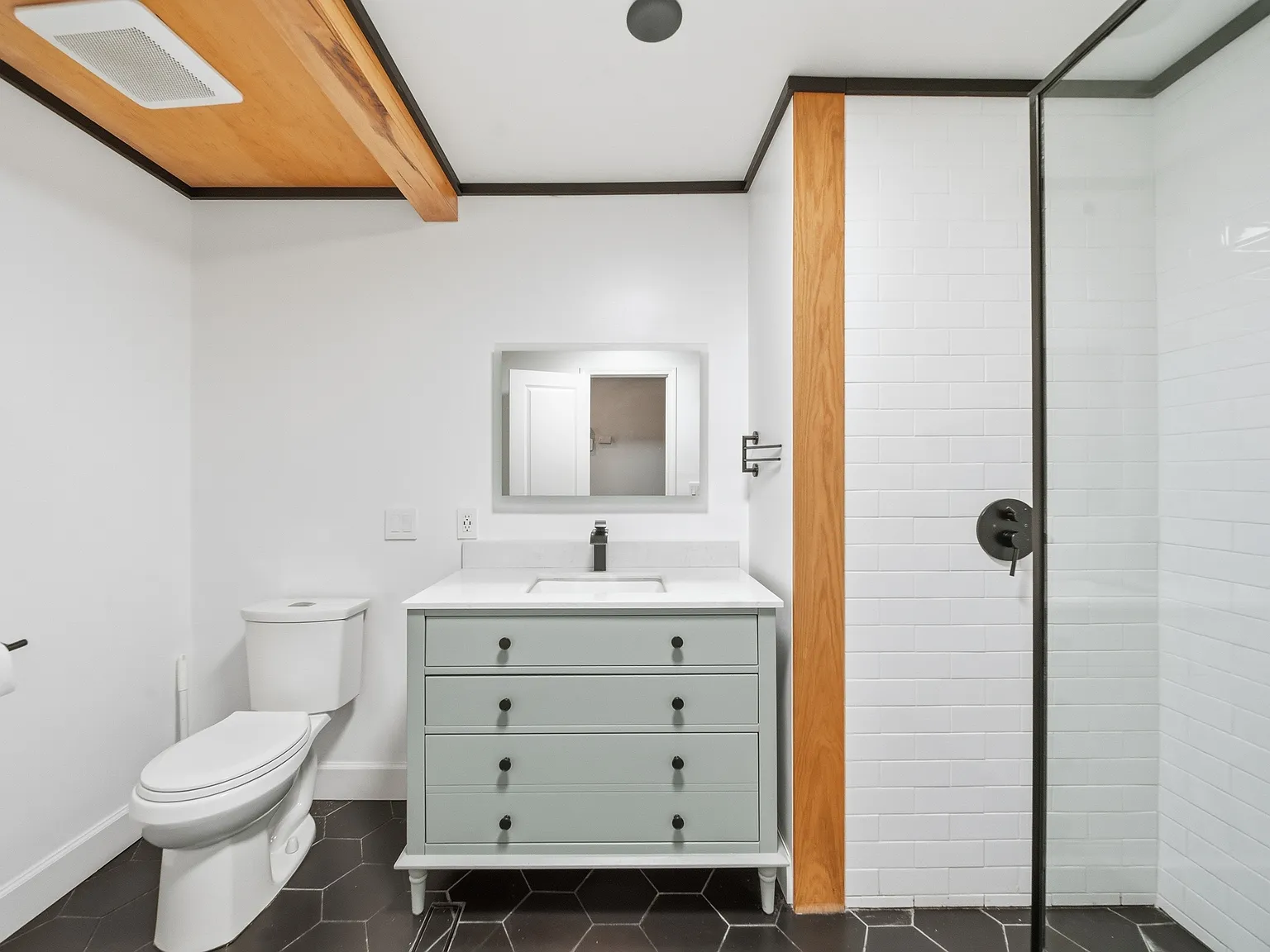 5811 East 61st Place - 1 — Photo 3