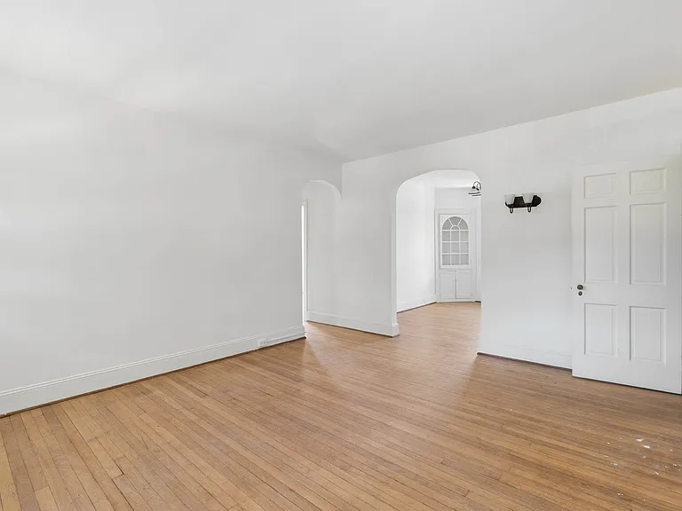 500 Park Ave #2E — Photo 8