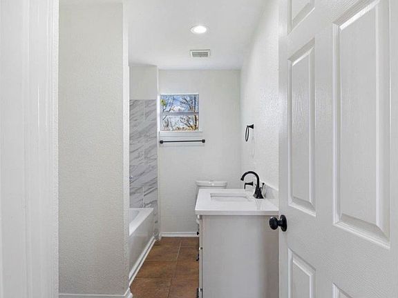 5th image of 11925 Garland St Unit 11911
