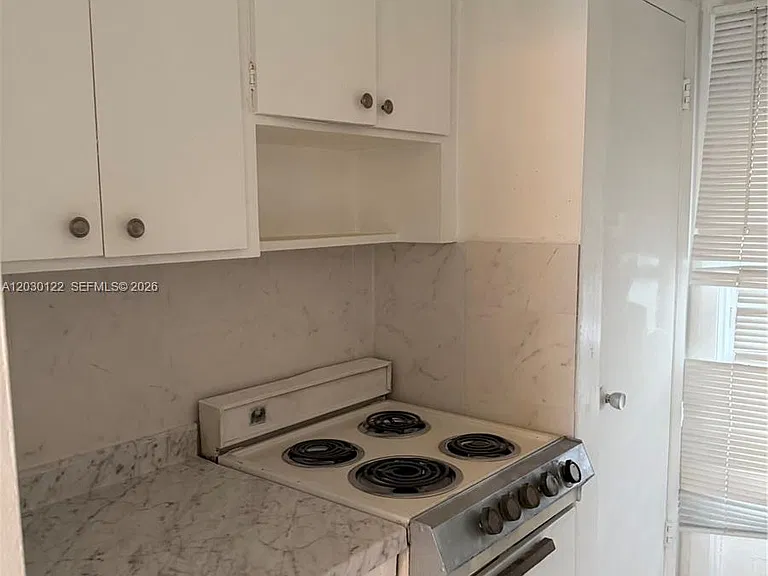 7811 Johnson St #3E — Photo 3