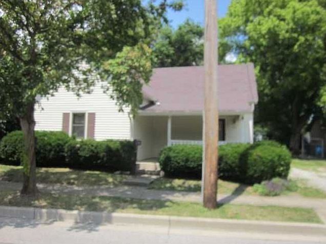 1st image of 311 E Staat St