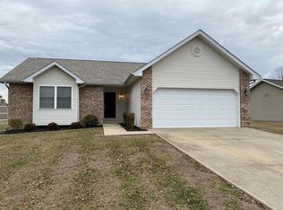 7126 W Prominence Pointe Dr, Bloomington, IN 47404