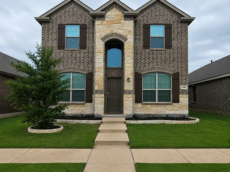 2340 Evening Stone Dr — Photo 1