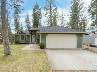 12611 W Sunnyvale Dr, Nine Mile Falls, WA 99026