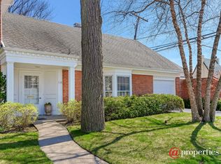 518 4th St, Wilmette, IL 60091