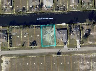 845 N 15th Ter, Cape Coral, FL 33991