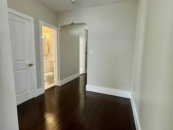 2nd image of 3178 34th St #2A