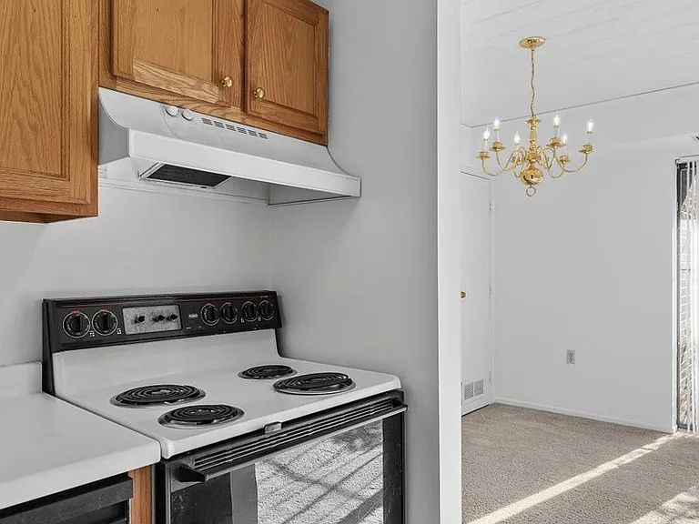 265 Shady Ave #13 — Photo 5