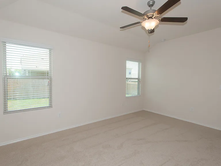 5717 Southerner Way — Photo 11