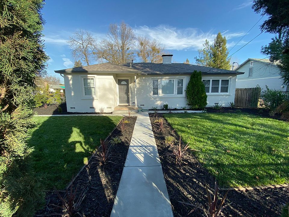 1st image of 2594 Sonoma St