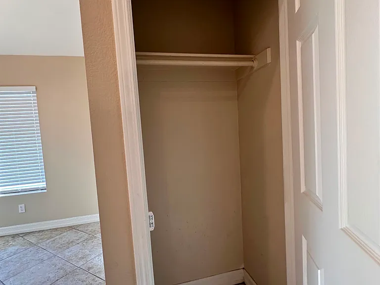 22485 Spur Brook Dr — Photo 12