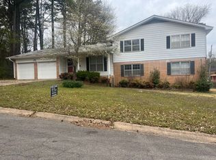 2406 W 3rd Pl, Russellville, AR 72801