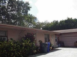 5924 Hayes St, Hollywood, FL 33021