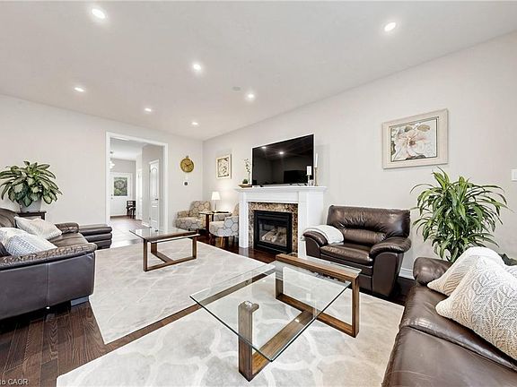 5th image of 173 Raymond Rd