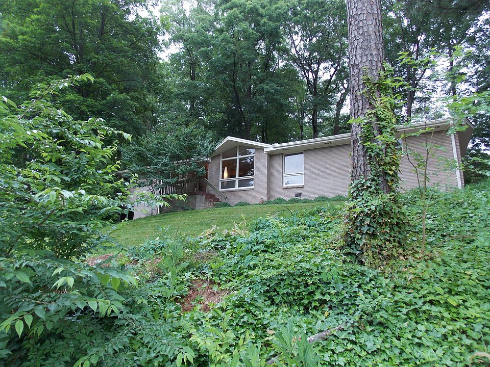 1st image of 2401 Melinda Dr