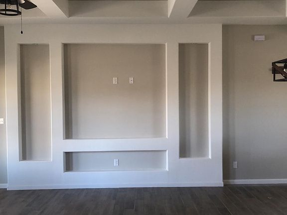 3rd image of 2742 Oak Manor Dr
