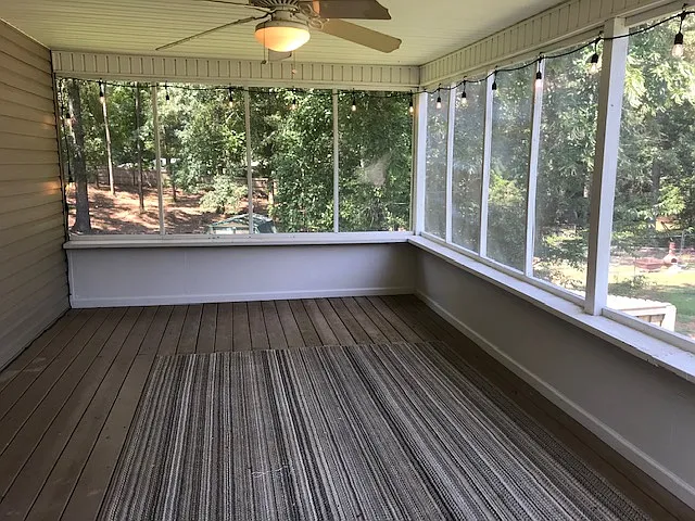 4 bed, 2400 sqft, $2,550 — Photo 4