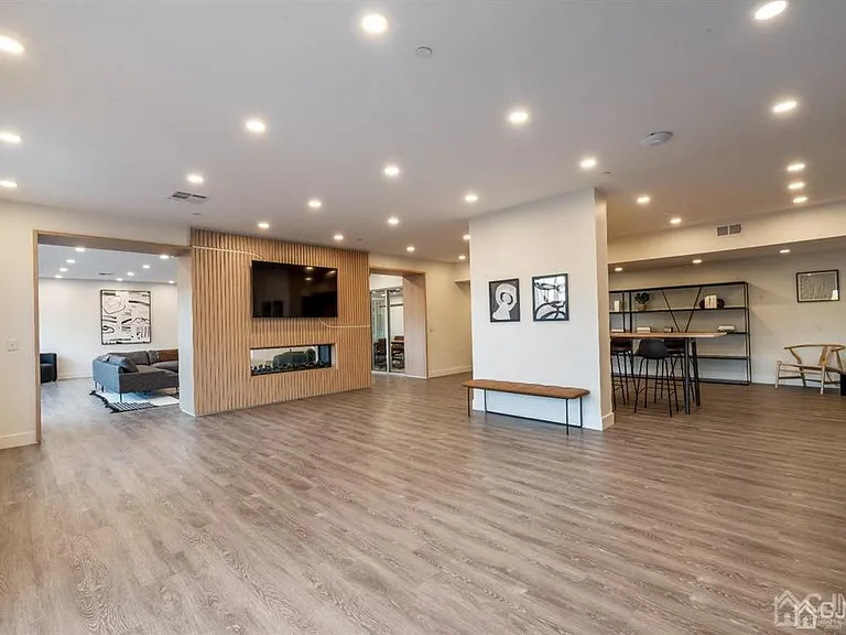 1 Nolan Way #JR — Photo 37