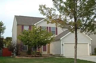 858 Thornapple Grv photo 1